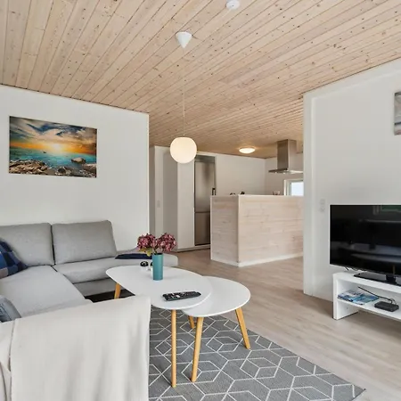 Newly Renovated House Close To *